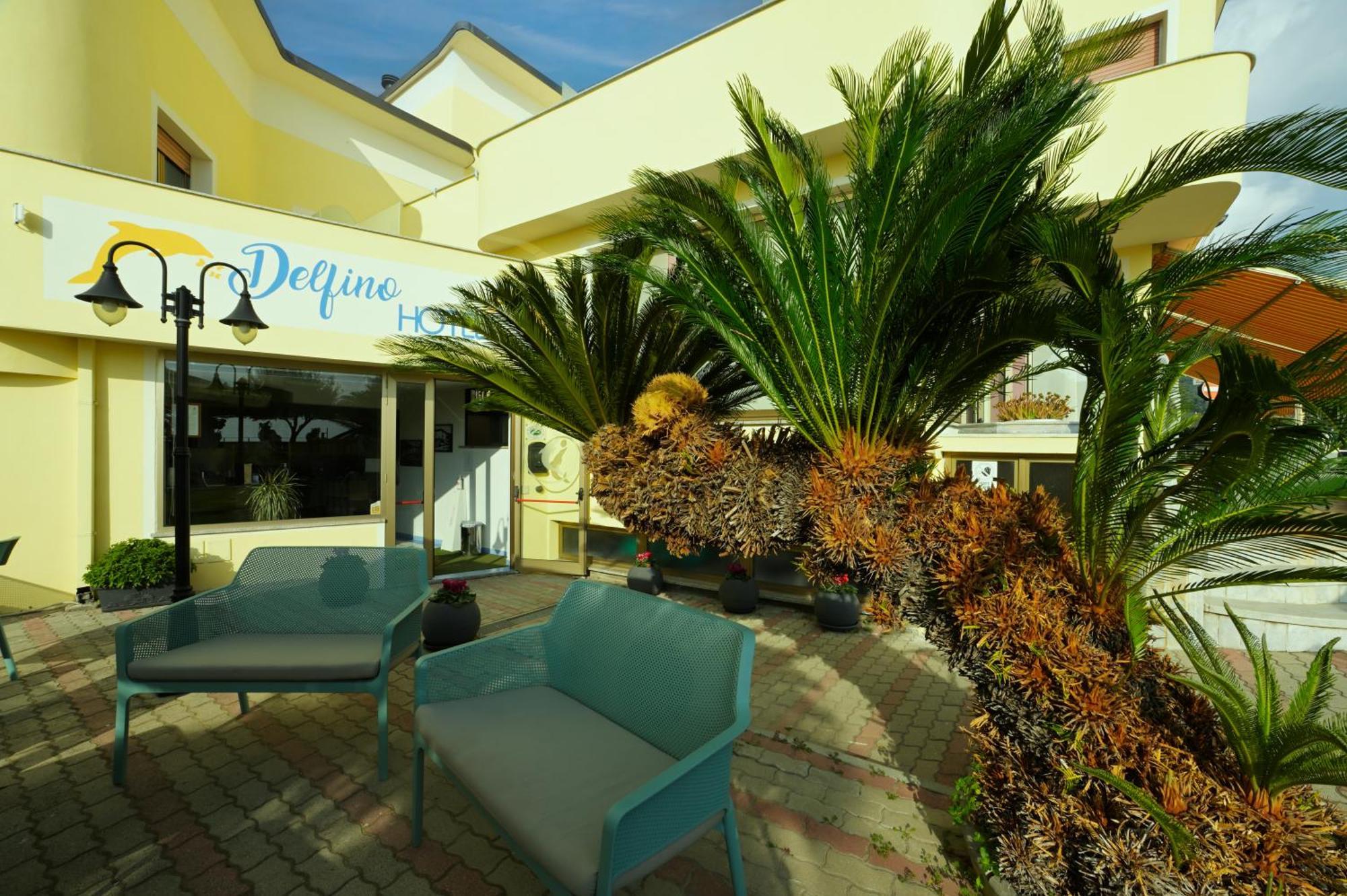 Hotel Delfino Laigueglia Exterior foto