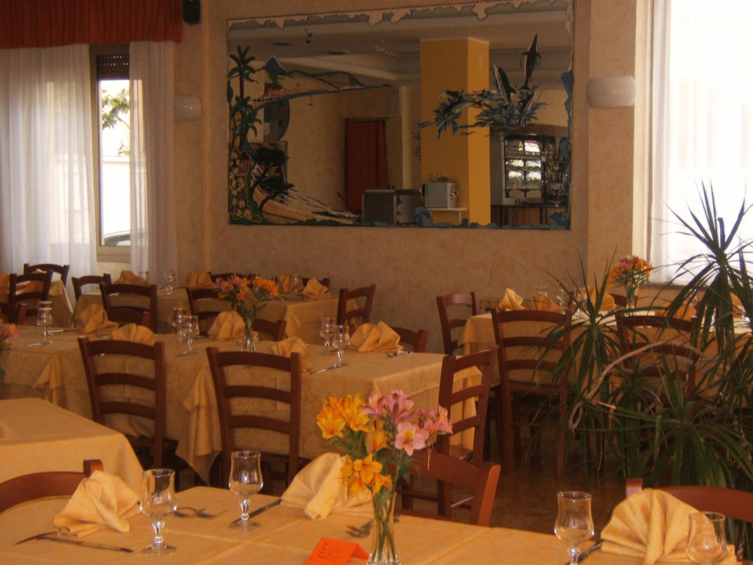 Hotel Delfino Laigueglia Exterior foto