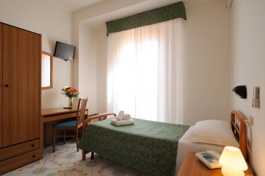 Hotel Delfino Laigueglia Zimmer foto